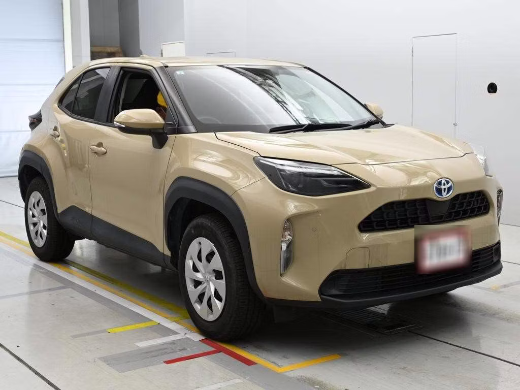 TOYOTA YARIS CROSS