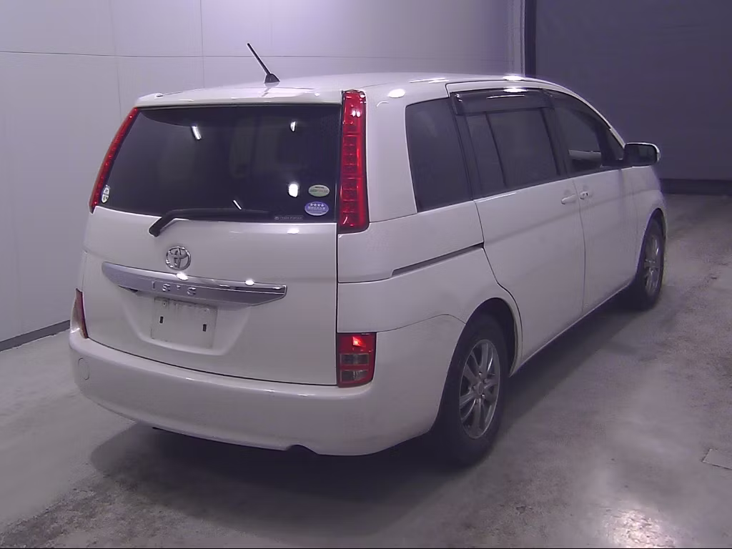 TOYOTA ISIS
