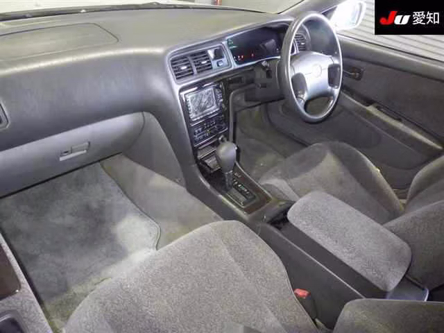 TOYOTA MARK II