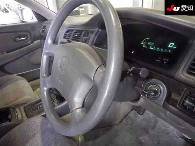 TOYOTA MARK II