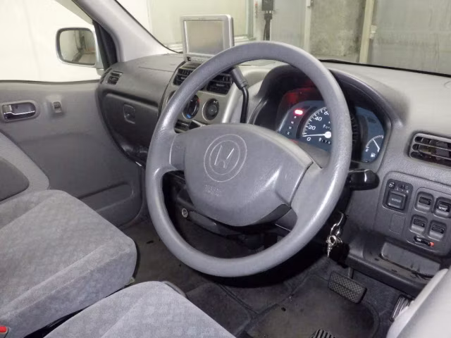 HONDA LIFE
