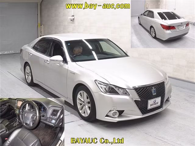TOYOTA CROWN