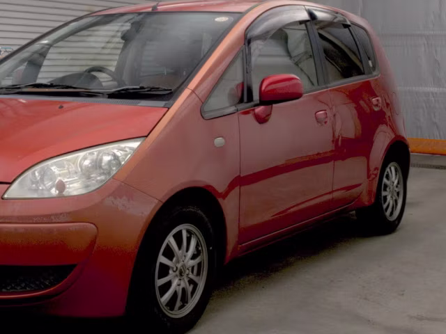 MITSUBISHI COLT