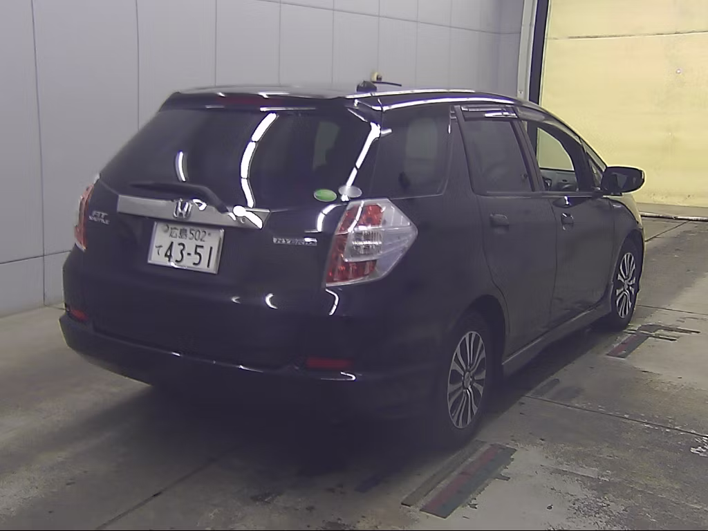 HONDA FIT SHUTTLE