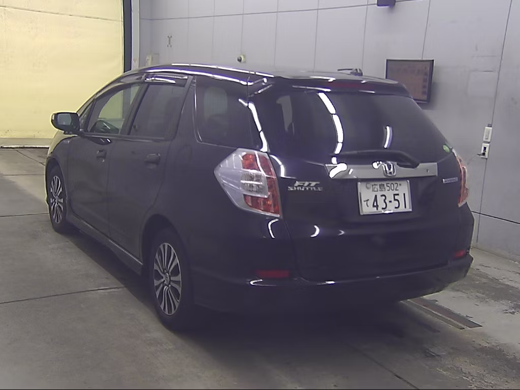 HONDA FIT SHUTTLE