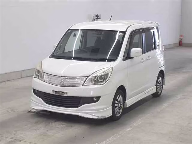MITSUBISHI DELICA D:2