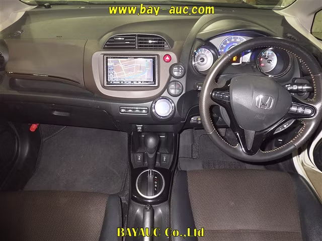 HONDA FIT SHUTTLE