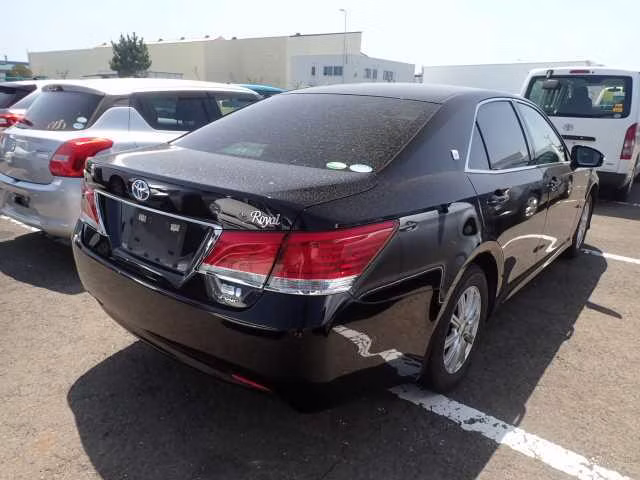TOYOTA CROWN