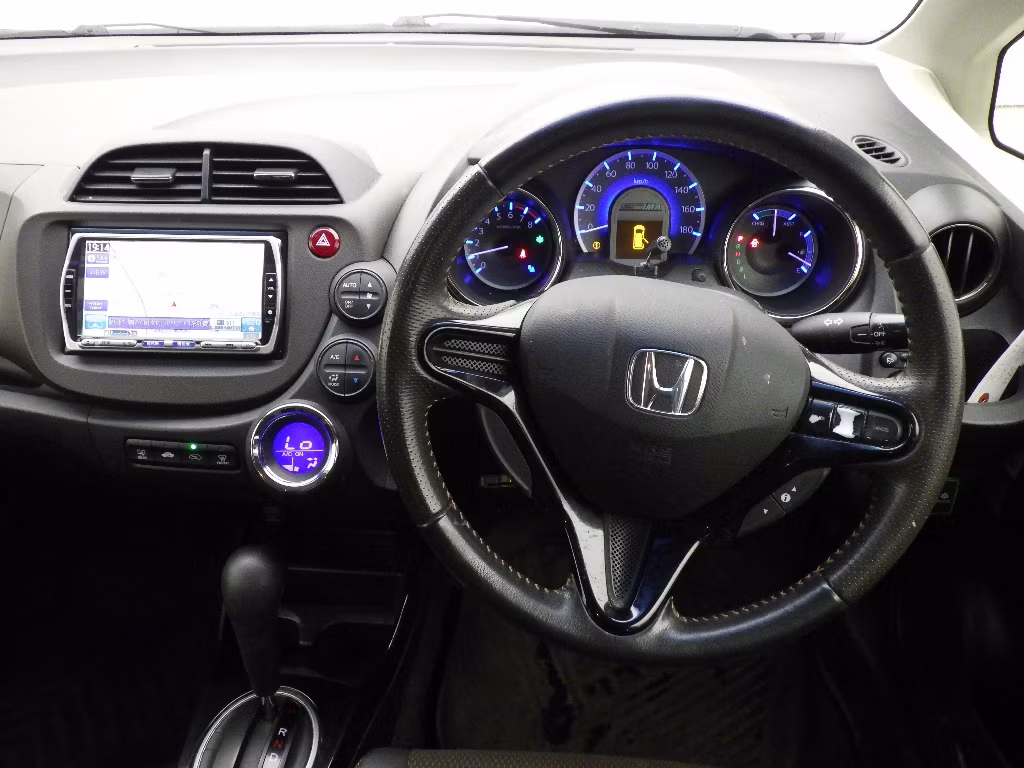 HONDA FIT SHUTTLE