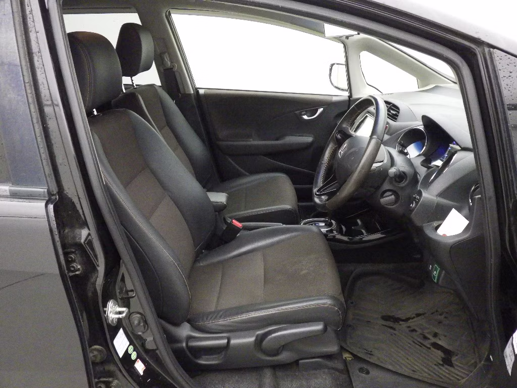 HONDA FIT SHUTTLE