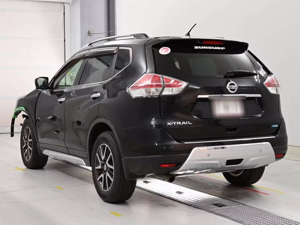 NISSAN X-TRAIL