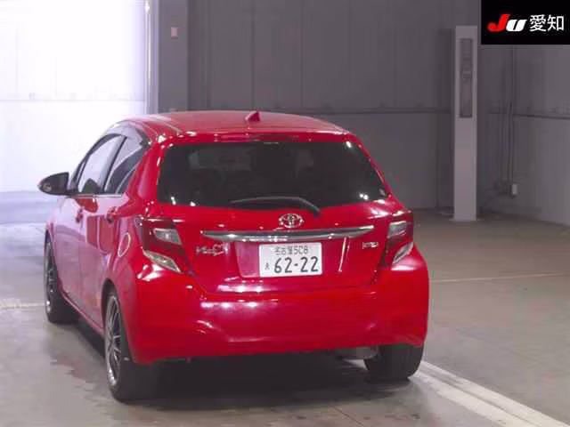 TOYOTA VITZ