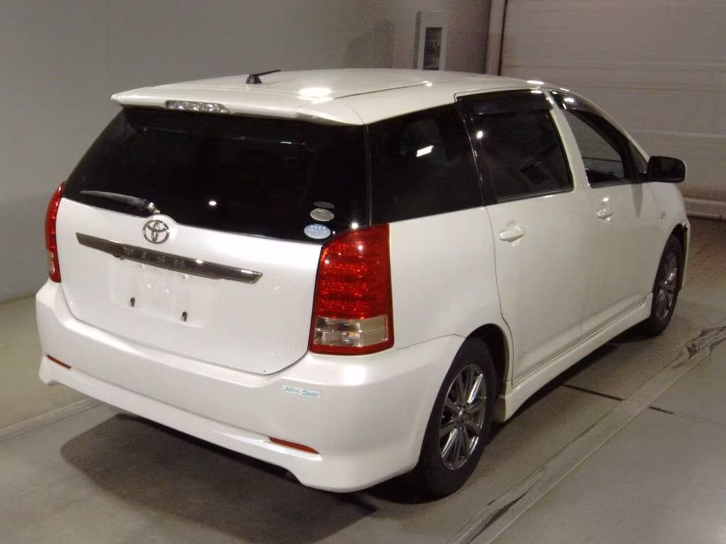 TOYOTA WISH