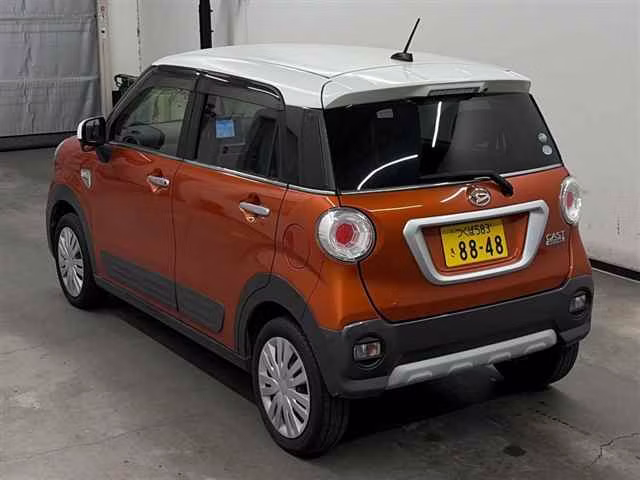 DAIHATSU CAST