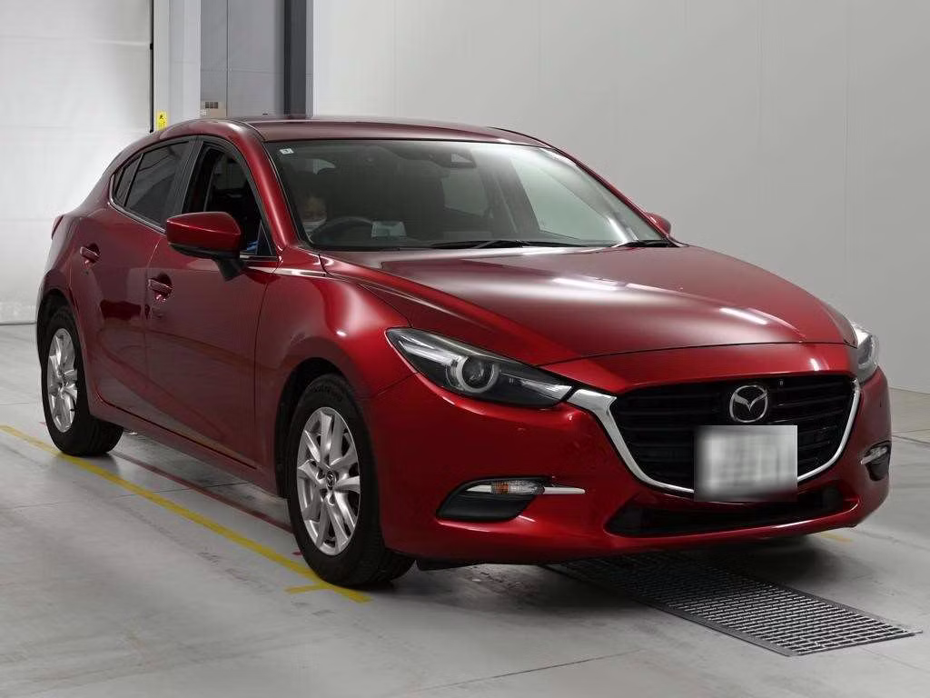 MAZDA AXELA