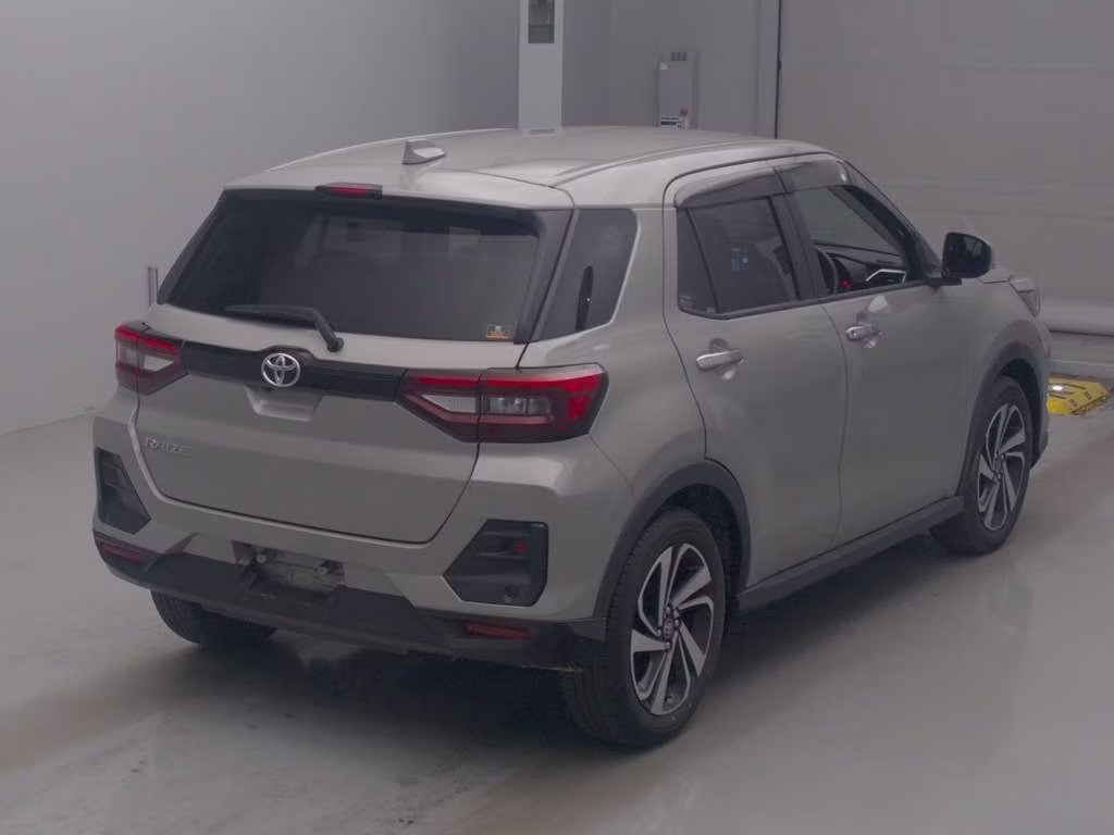 TOYOTA RAIZE