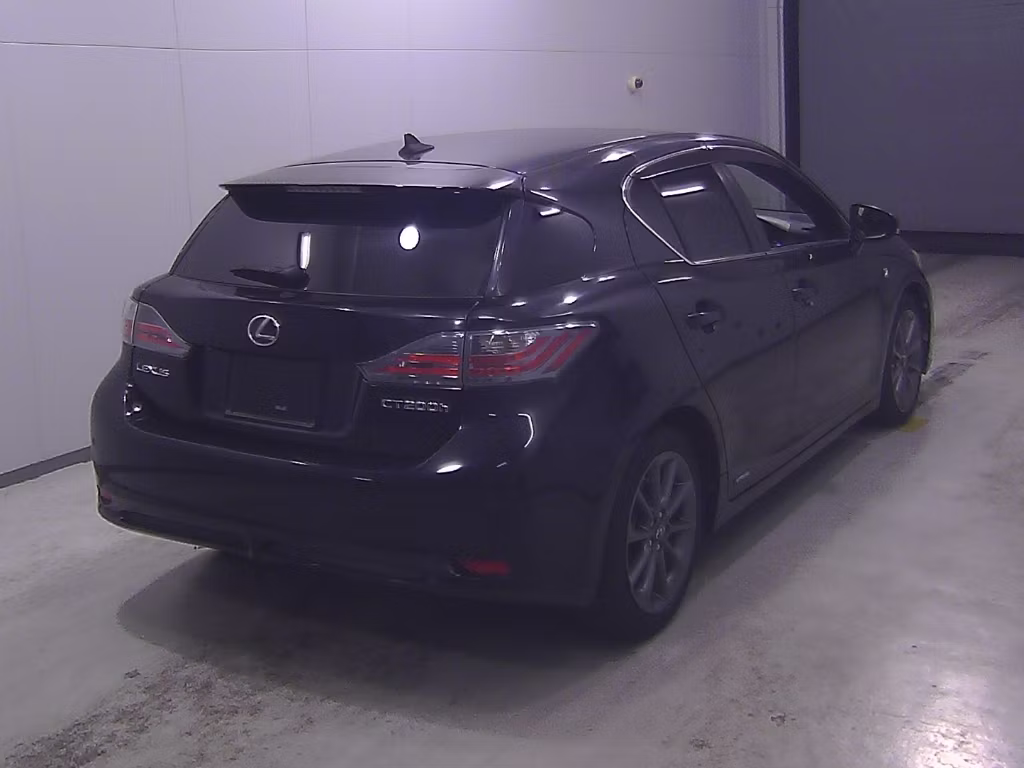 LEXUS CT200H