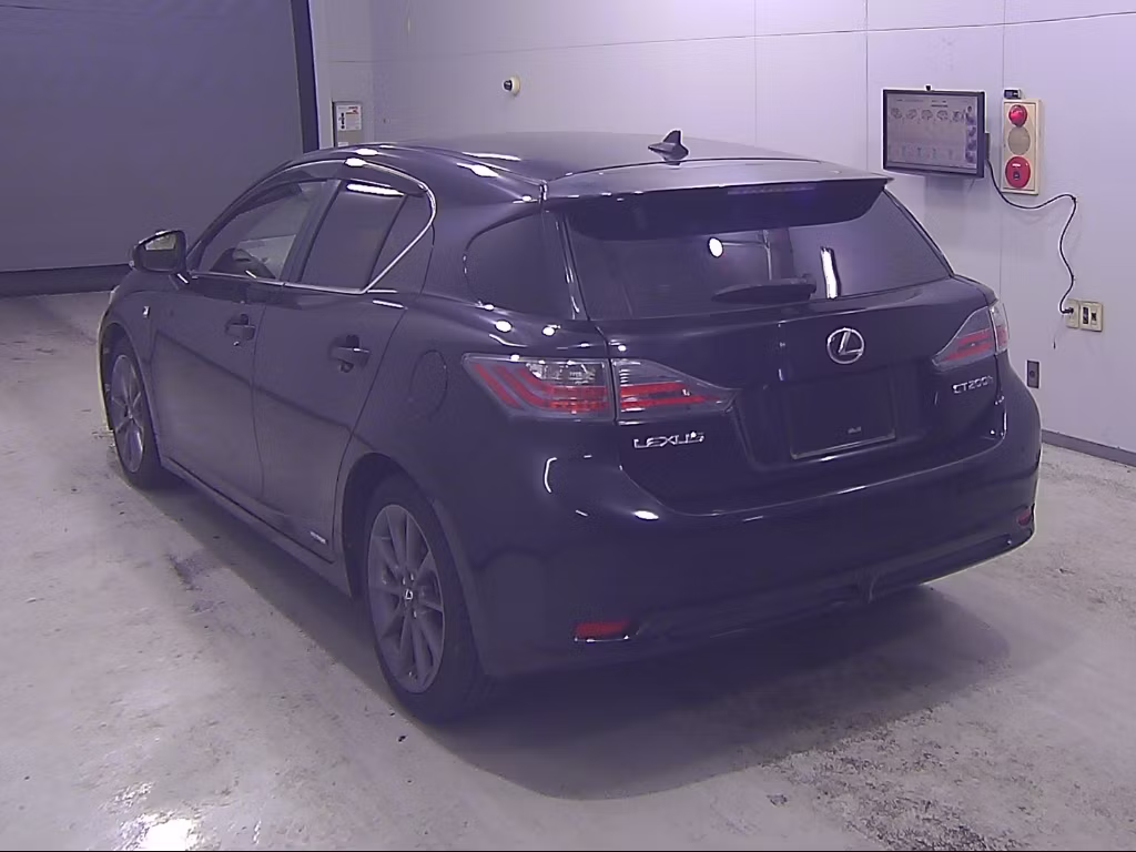 LEXUS CT200H