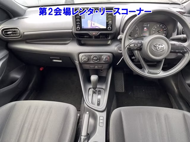 TOYOTA YARIS