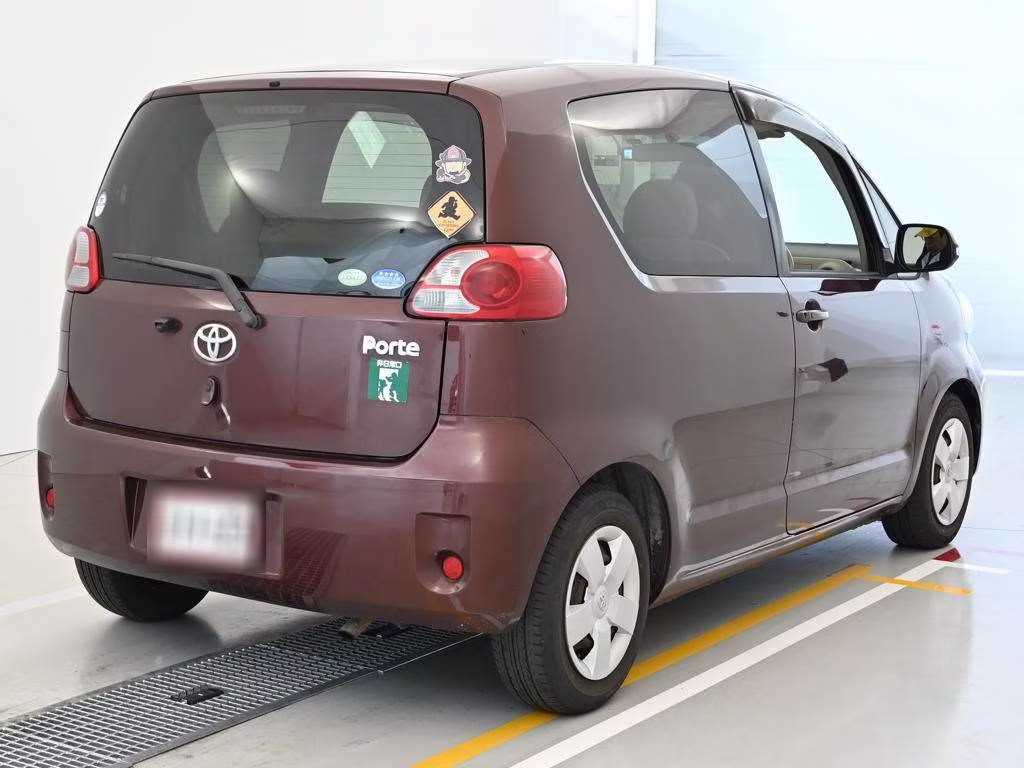 TOYOTA PORTE