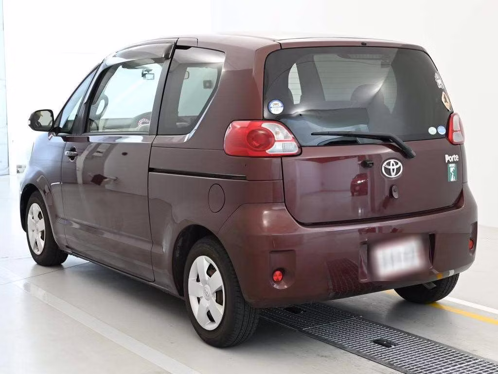 TOYOTA PORTE