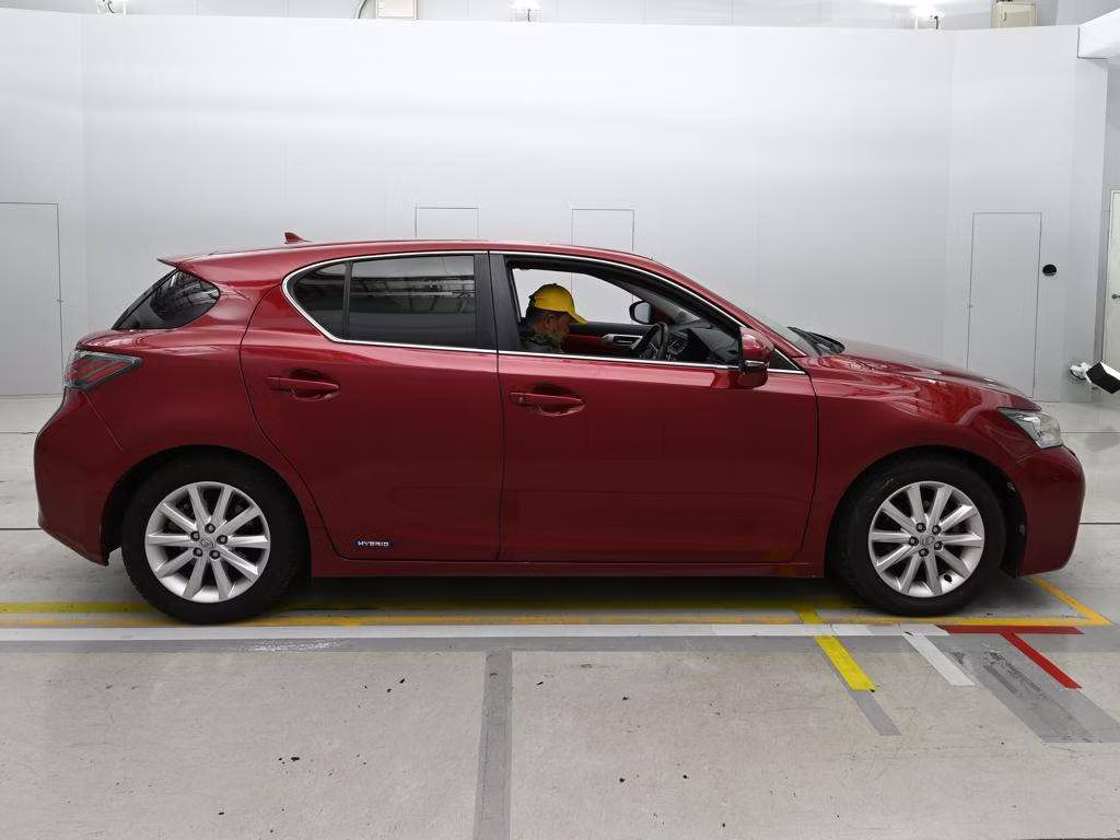 LEXUS CT200H