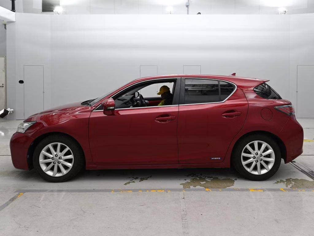 LEXUS CT200H