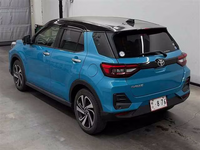 TOYOTA RAIZE