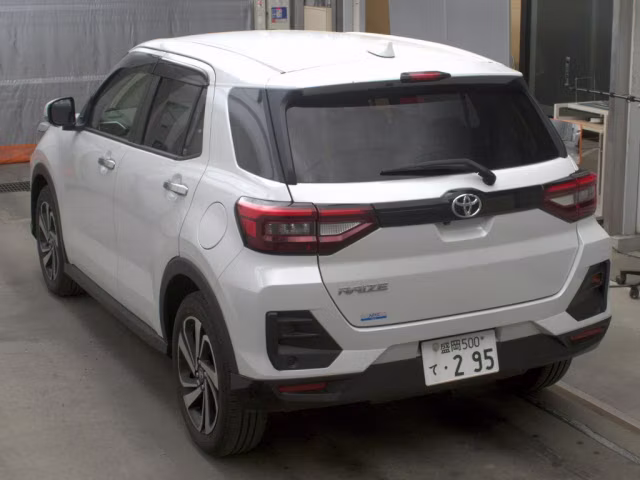 TOYOTA RAIZE