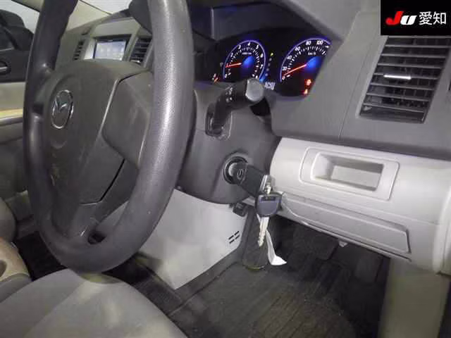 MAZDA MPV