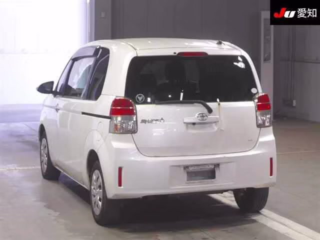 TOYOTA SPADE