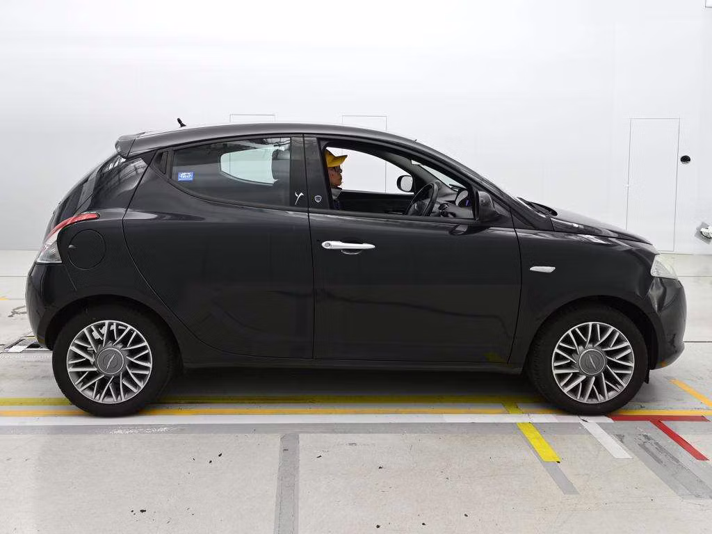 CHRYSLER YPSILON