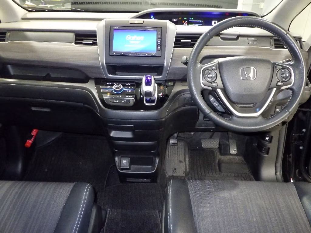 HONDA FREED+