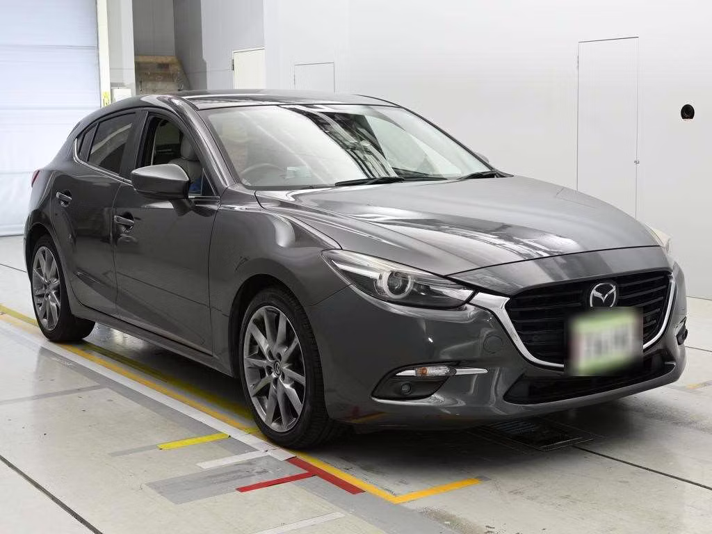 MAZDA AXELA