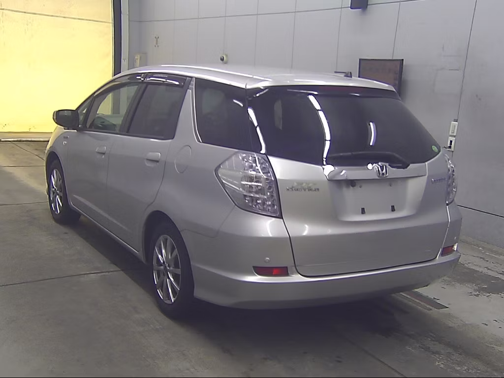 HONDA FIT SHUTTLE
