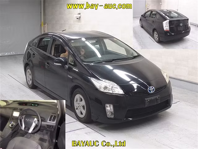 TOYOTA PRIUS