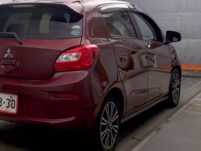 MITSUBISHI MIRAGE