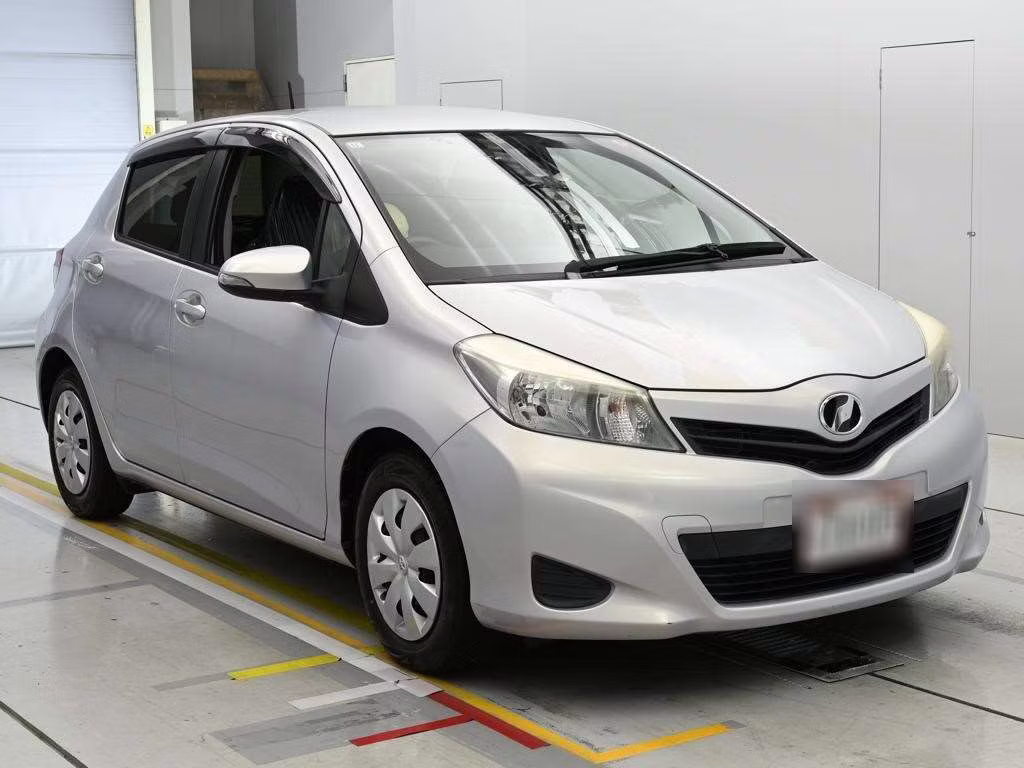 TOYOTA VITZ