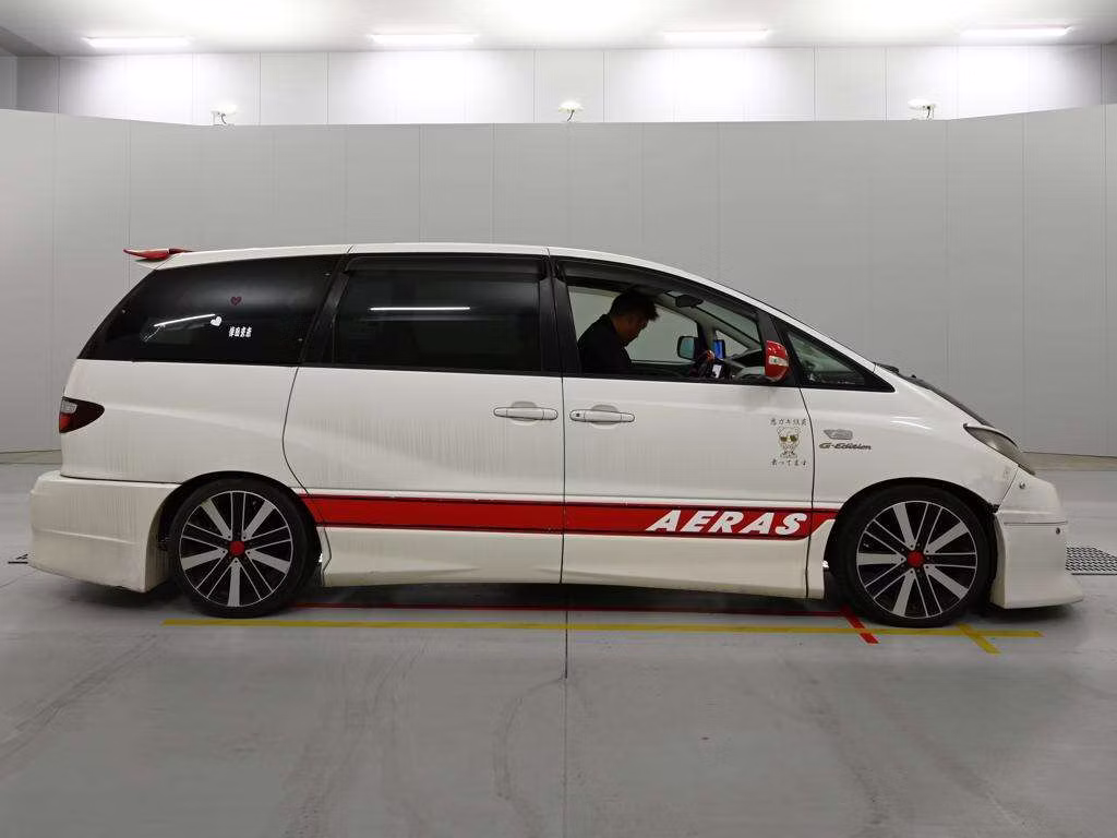TOYOTA ESTIMA