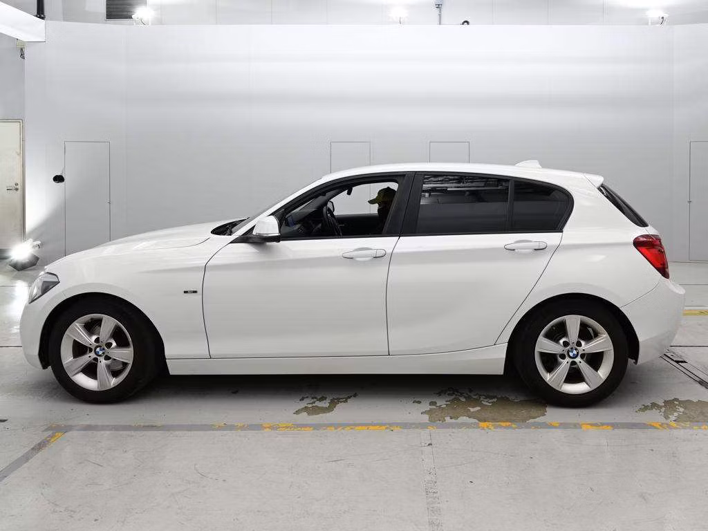 BMW 1-SERIES