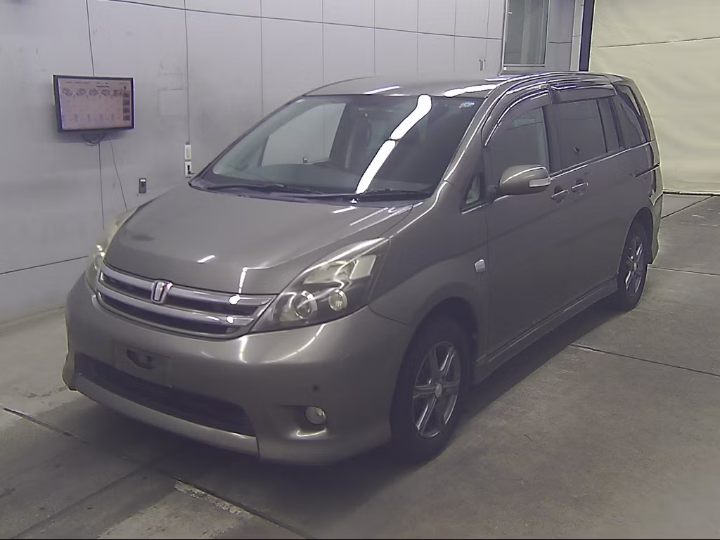 TOYOTA ISIS