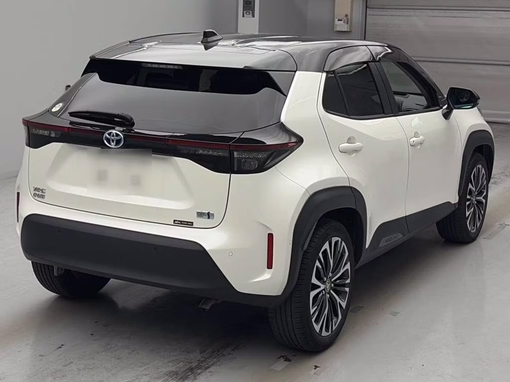 TOYOTA YARIS CROSS