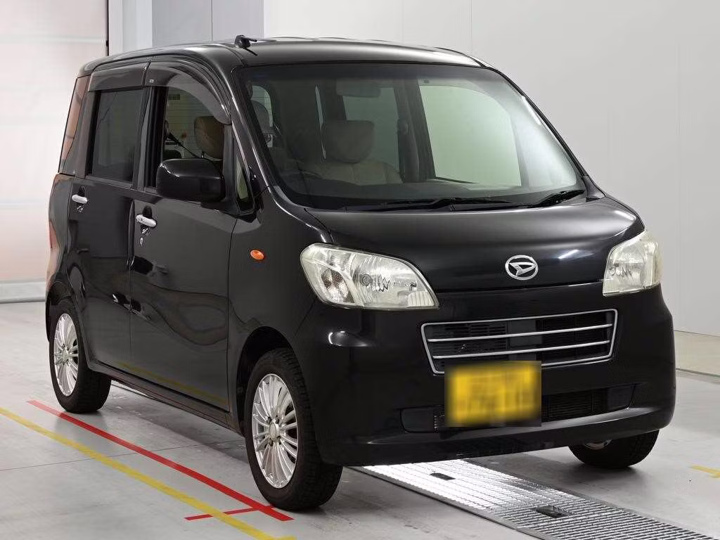 DAIHATSU TANTO EXE
