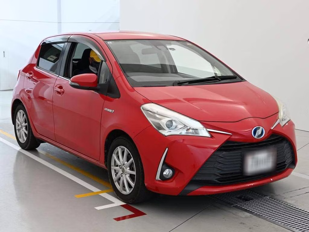 TOYOTA VITZ
