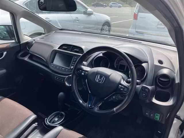 HONDA FIT SHUTTLE