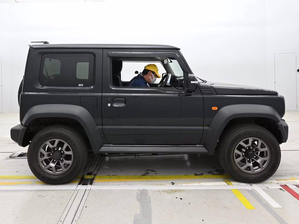 SUZUKI JIMNY SIERRA