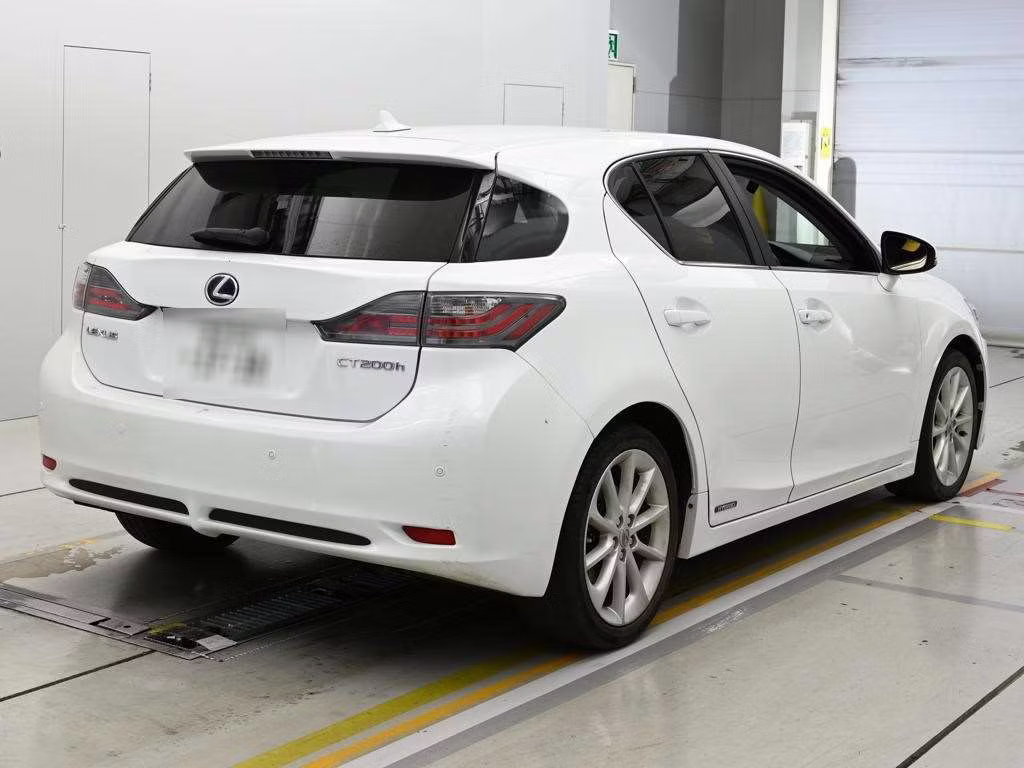 LEXUS CT200H
