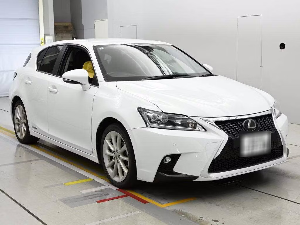 LEXUS CT200H