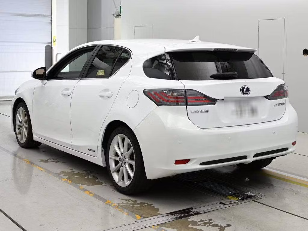 LEXUS CT200H