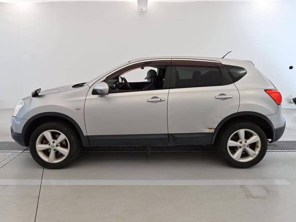 NISSAN DUALIS